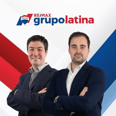 RE/MAX Grupolatina - Sales team member 01